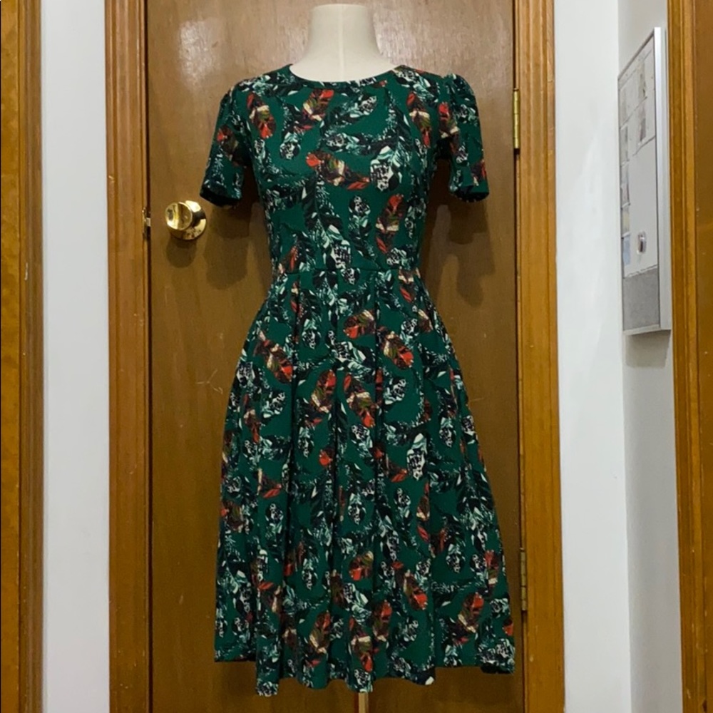 Lularoe feather Amelia